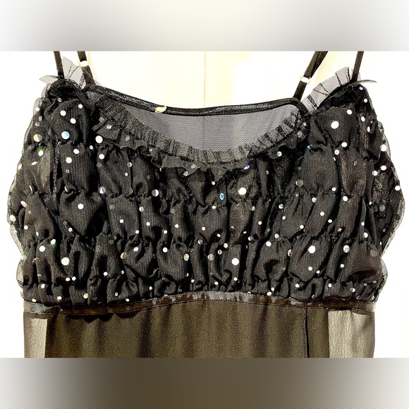 Gorgeous Sheer Babydoll with rhinestones and sequins. - Picture 2 of 6